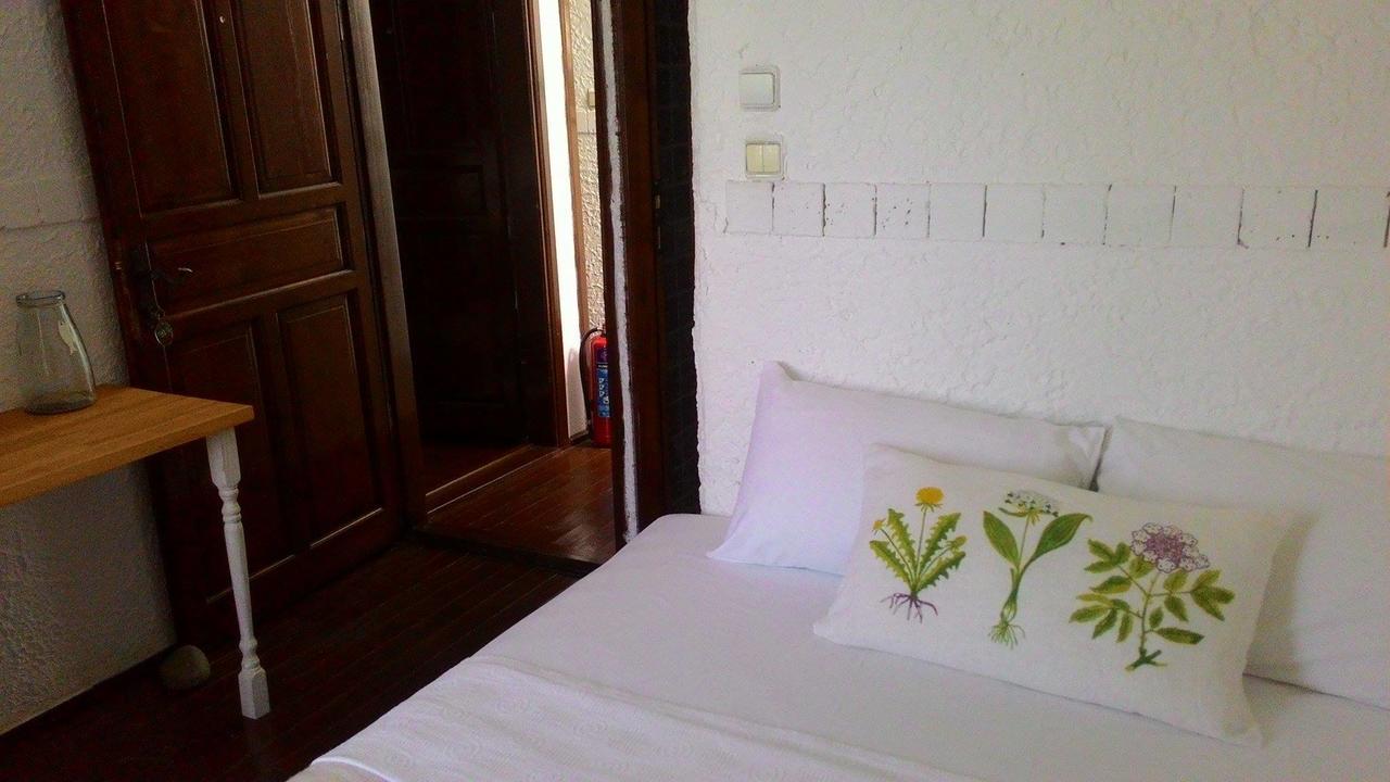 Assos Bohemian Hotel Kültér fotó